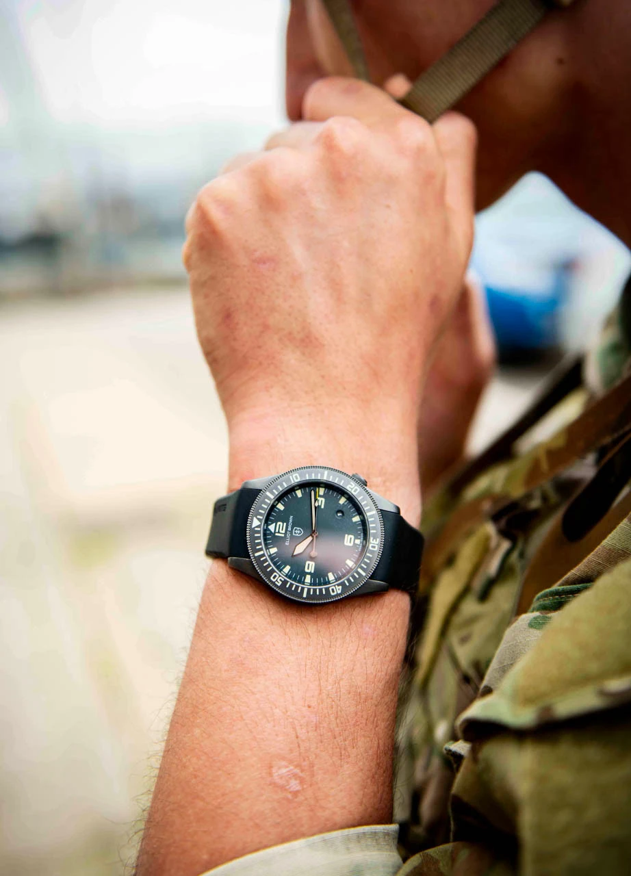 Elliot Brown Holton NIVO 101-003-R02 Watch 4 Elliot Brown Holton NIVO 101-003-R02 Watch - Image 2