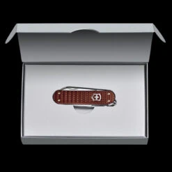 Victorinox Classic Precious Alox 18 Victorinox Classic Precious Alox -Outdoor Store BMC 062214011Gdet5 73252.1648227152.1280.1280 47169.1648227169