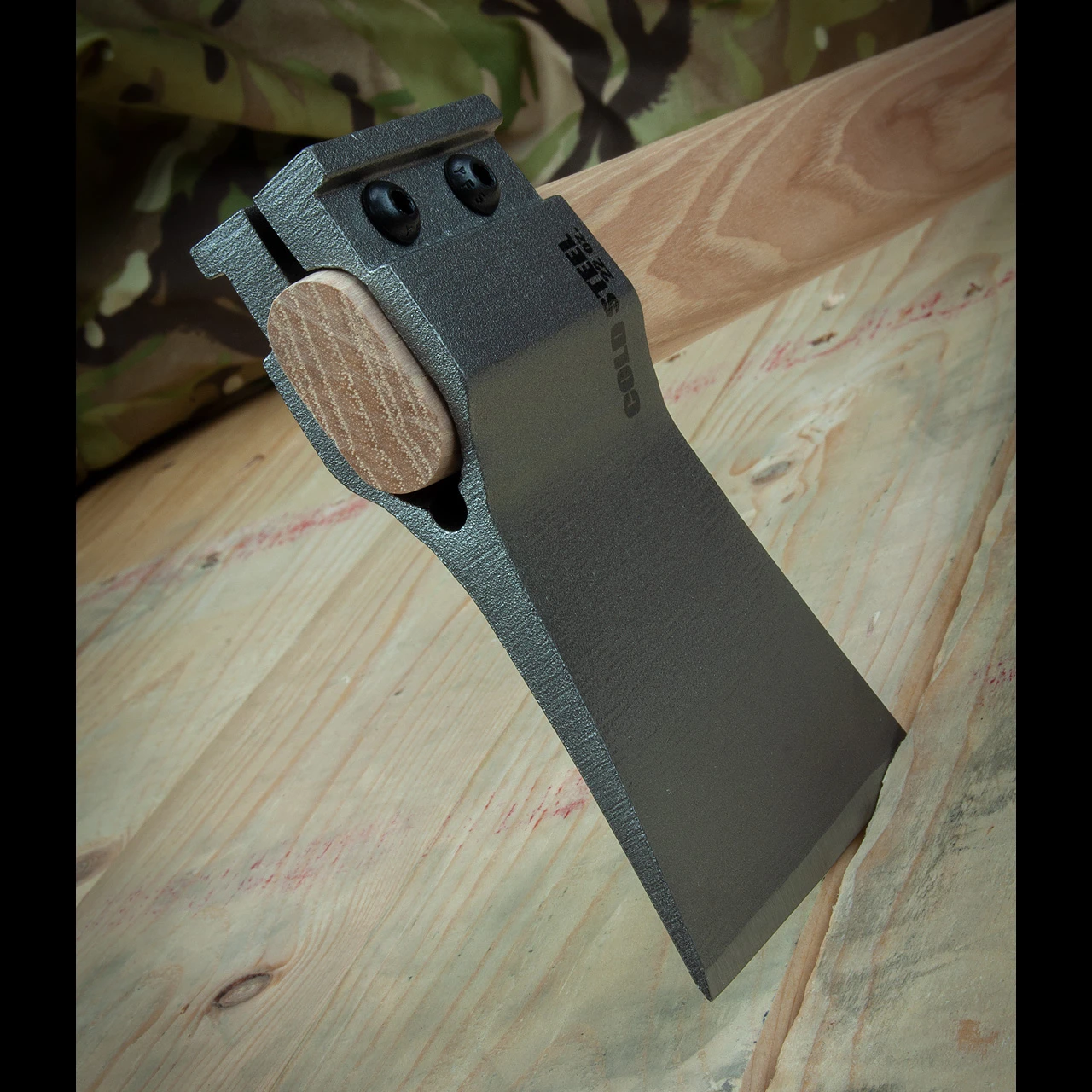 Cold Steel Professional Throwing Axe 5 Cold Steel Professional Throwing Axe - Image 3