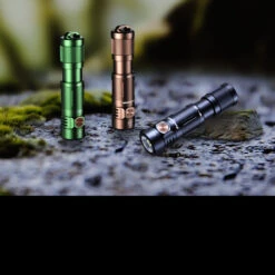 Fenix E05R Rechargeable Keychain Torch -Outdoor Store E05Rdet4 47002.1631703490