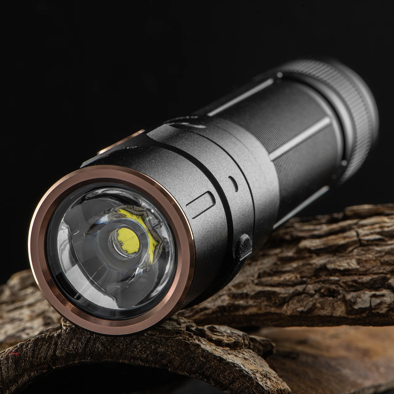 Fenix E35R 4 Fenix E35R - Image 2