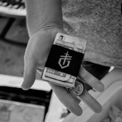 Gerber Barbill Wallet -Outdoor Store G1570det4 34526.1592407838