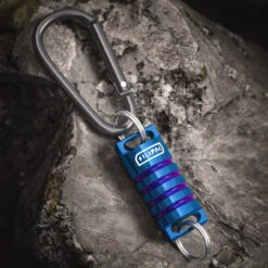 Silipac Magnetic Beads Keychain -Outdoor Store SIL005blue 63914.1647952636.1280.1280 75718.1647952786