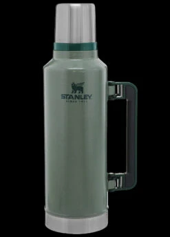 STANLEY CLASSIC LEGENDARY BOTTLE 1.9L 12 STANLEY CLASSIC LEGENDARY BOTTLE 1.9L -Outdoor Store Stanley Leg.Classic 1.9L GREEN.1 20817.1692363829