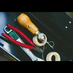 Speedy Stitcher Coarse Waxed Thread #150 -Outdoor Store detail5 2 83258.1587391930