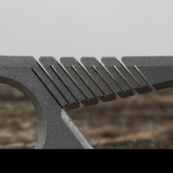 MecArmy CH6 Titanium Carabiner -Outdoor Store mec ch6kdet 1 03853.1587418818