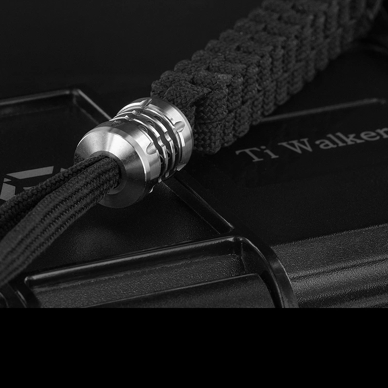 RovyVon Walker Titanium Pendant 3 Tritium Vials 6 RovyVon Walker Titanium Pendant 3 Tritium Vials - Image 4