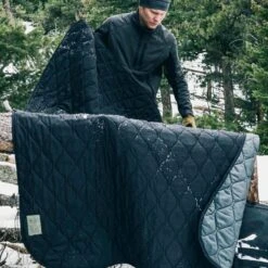 TAD Bastion Woobie 23 TAD Bastion Woobie -Outdoor Store tad bast woo bkdet4 14194.1587420422.1280.1280 03470.1647623499